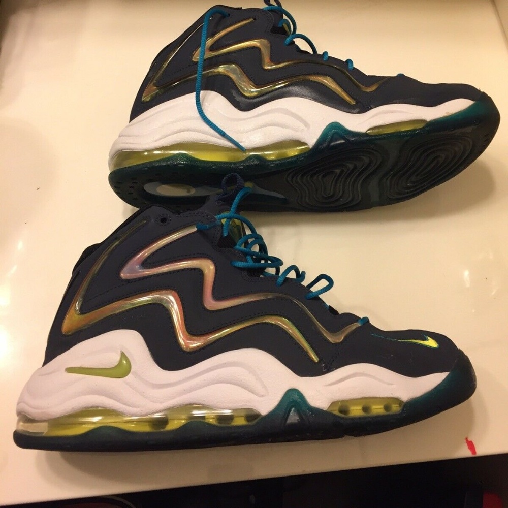 Nike AirMax Uptempo Pippen Blue/Green. Size 11